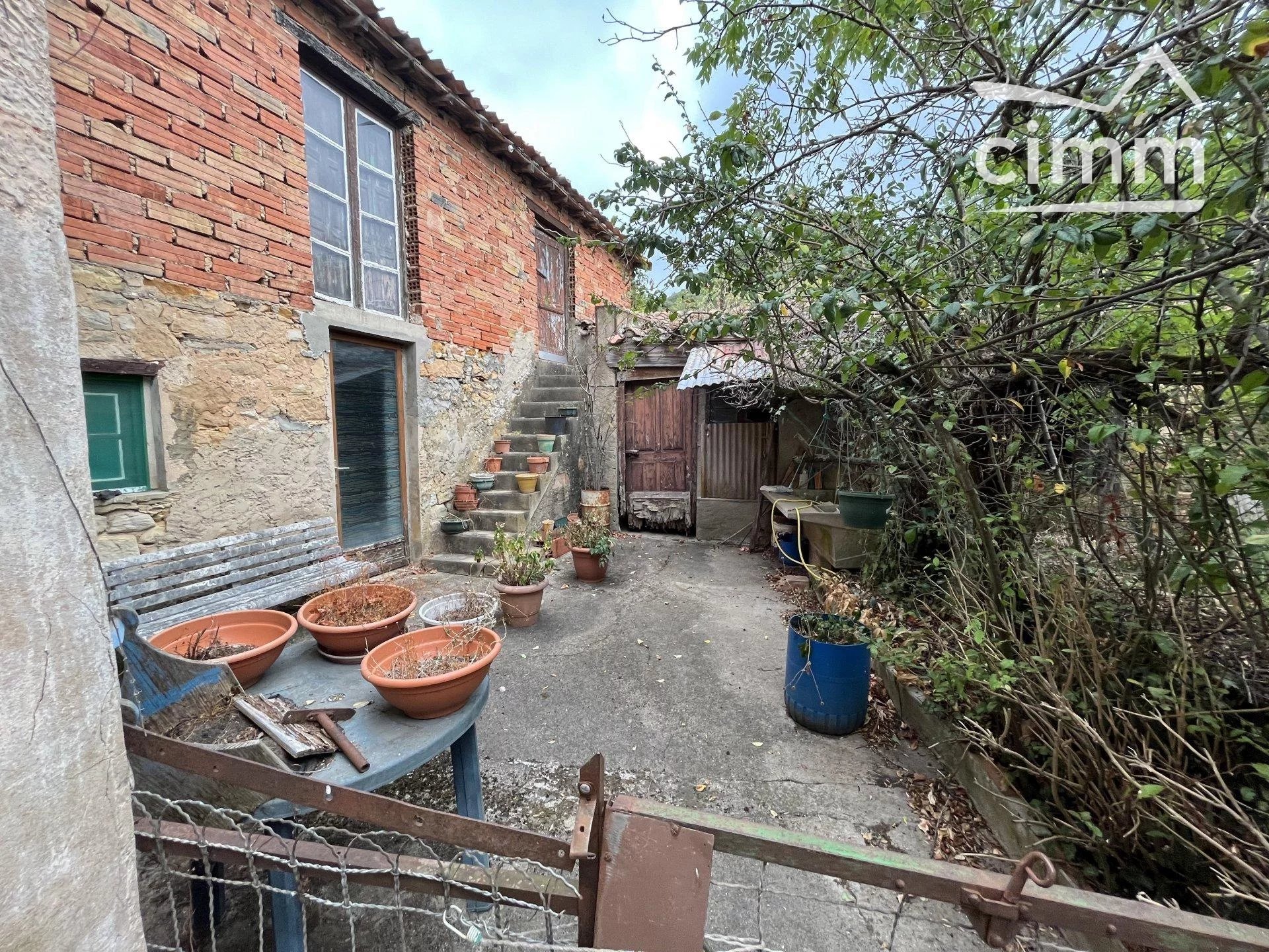 À vendre maison de village de 140 m² avec une terrasse de 15 m ² Cimm