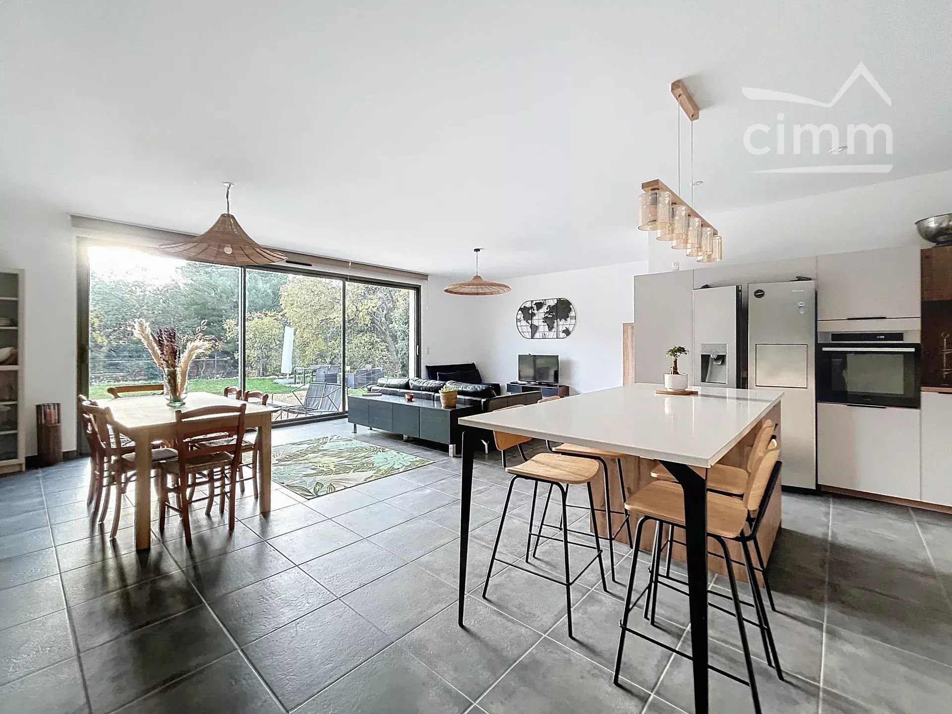 Maison à La Roque-sur-Pernes