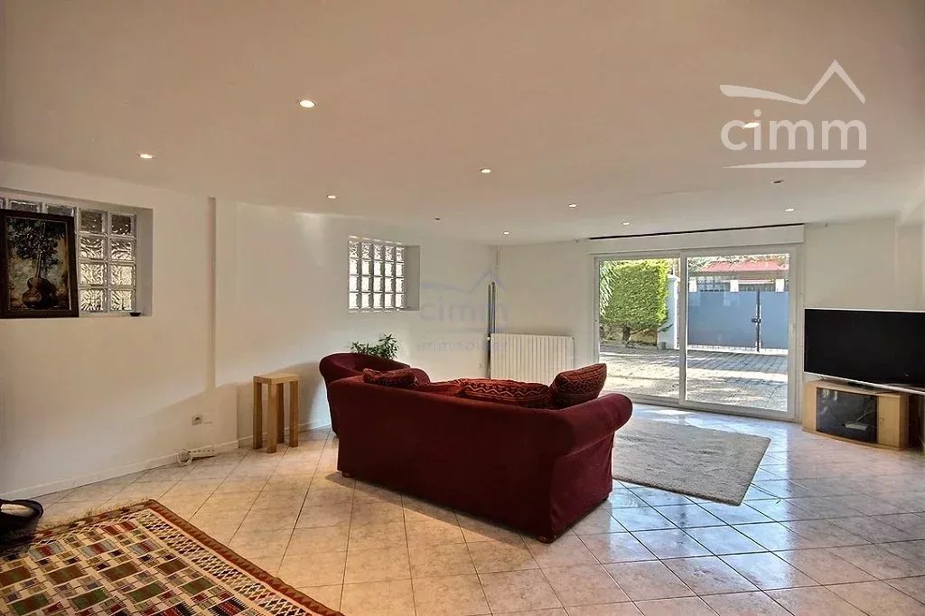 A VENDRE MAISON 7 PIECES A GOURNAY SUR MARNE - Miniature 5