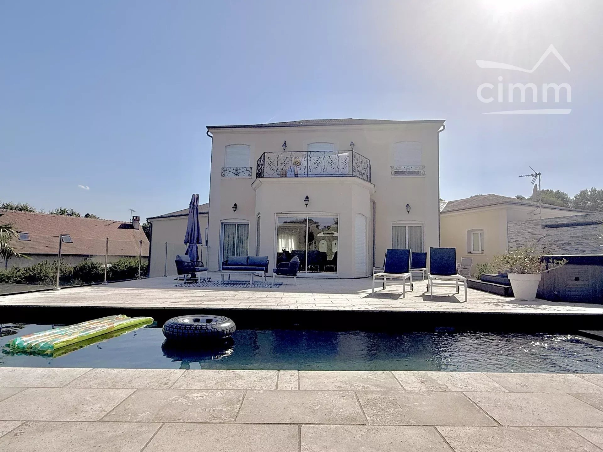 Maison 7 pièces 250 m² · à Blois · 250 m² · 745 000 €