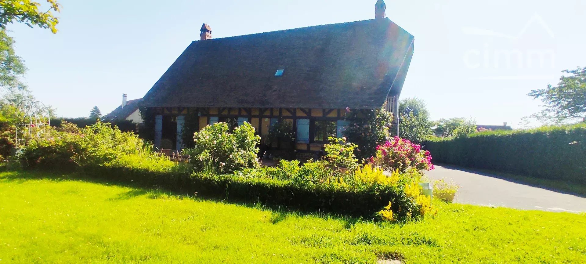 Maison 7 pièces 216 m² · à Savignies · 216 m² · 430 000 €
